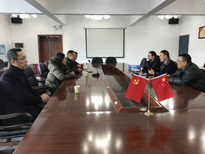 我院與羅江區(qū)衛(wèi)計局探討“創(chuàng)城”經(jīng)驗.jpg